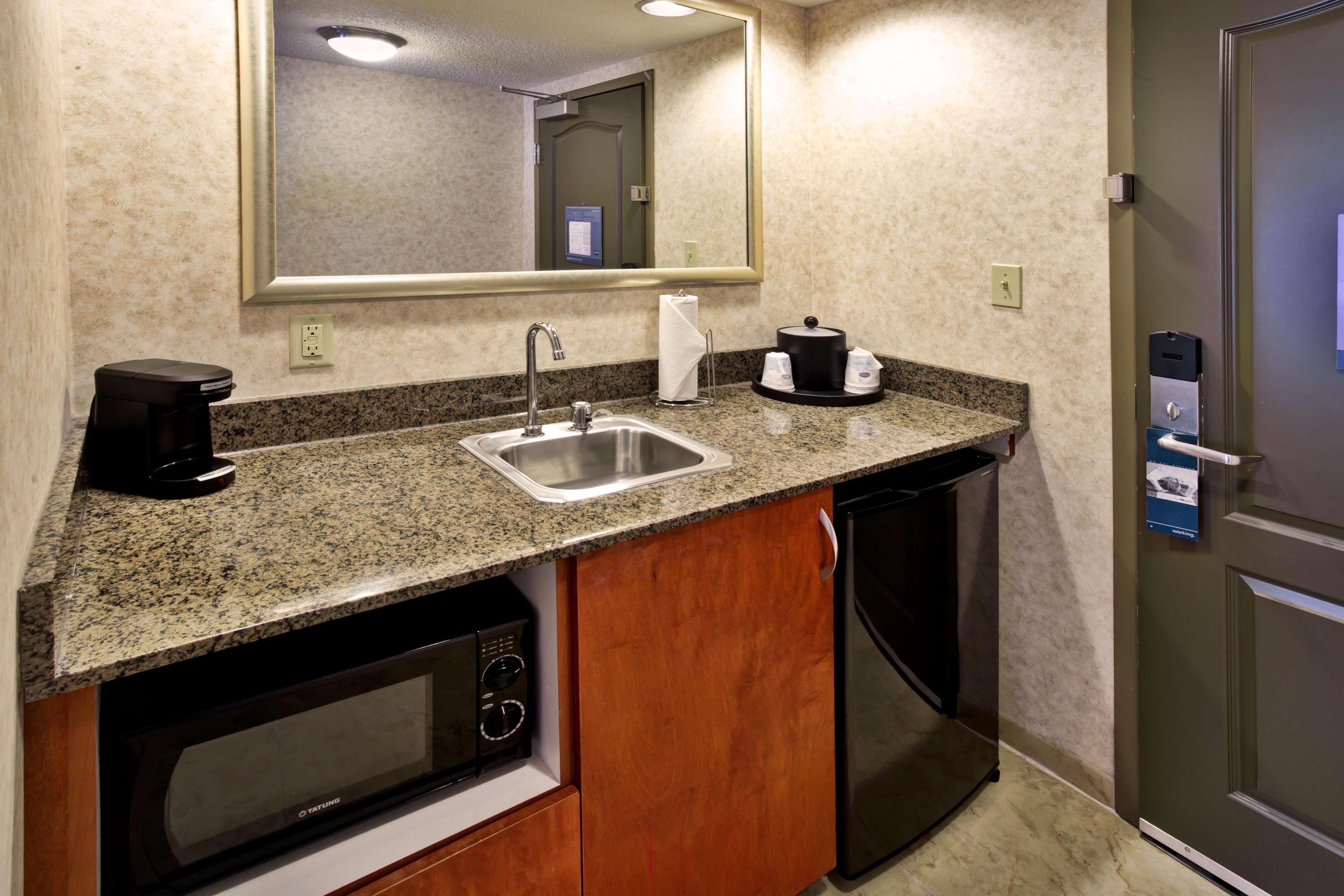 Hampton Inn & Suites Richmond/Virginia Center Glen Allen Bagian luar foto